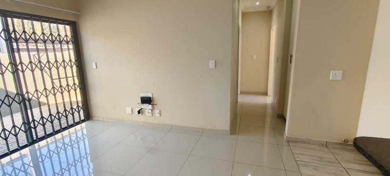 To Let 2 Bedroom Property for Rent in Die Bult North West